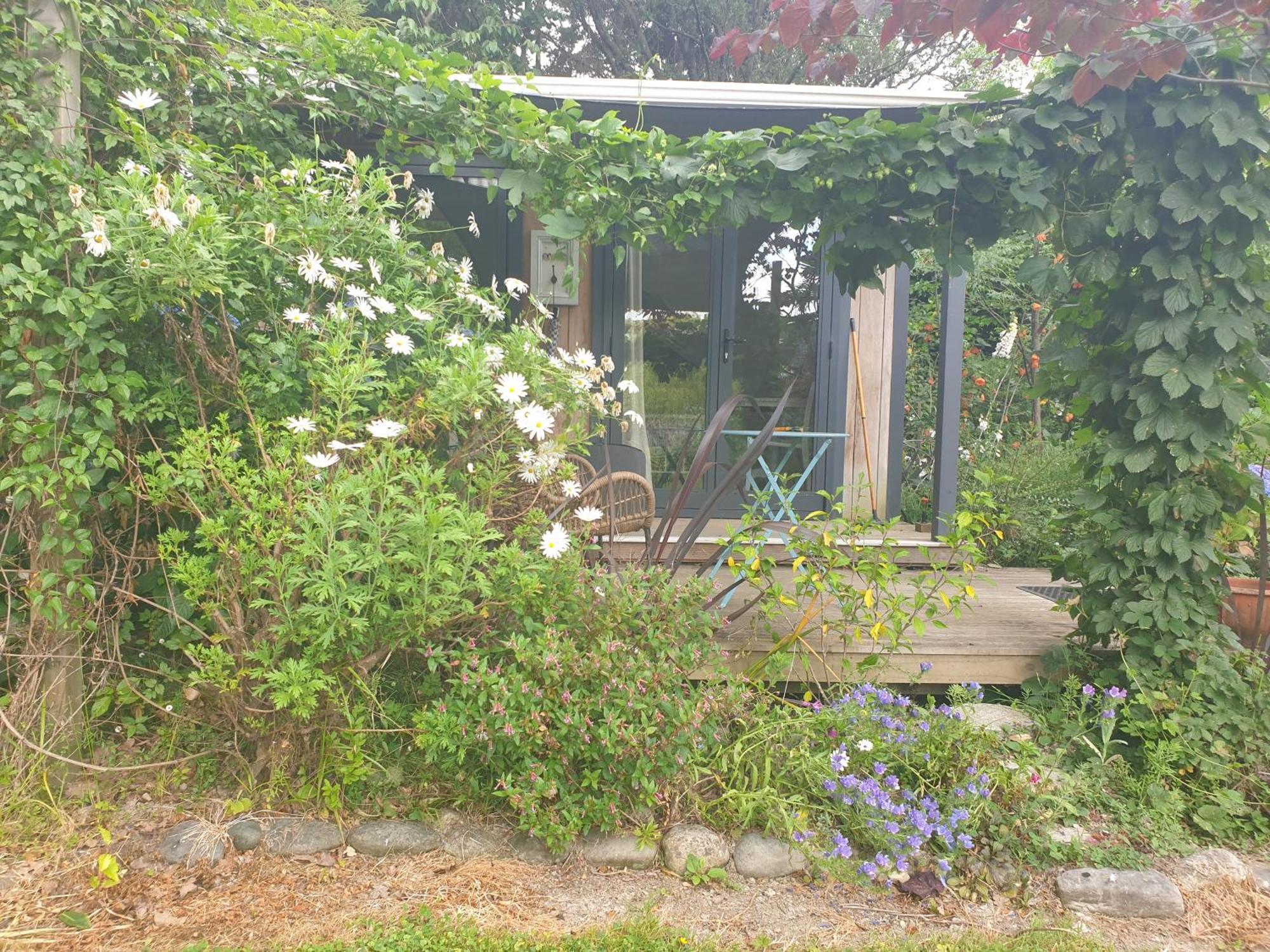 Cabins On Tudor Bed & Breakfast Motueka Εξωτερικό φωτογραφία
